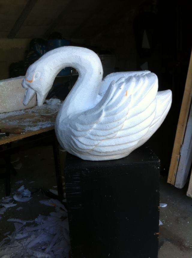 Sculpture polystyrene oiseau cygne